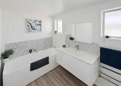 Bathroom sink toilet & bath plumbing installation
